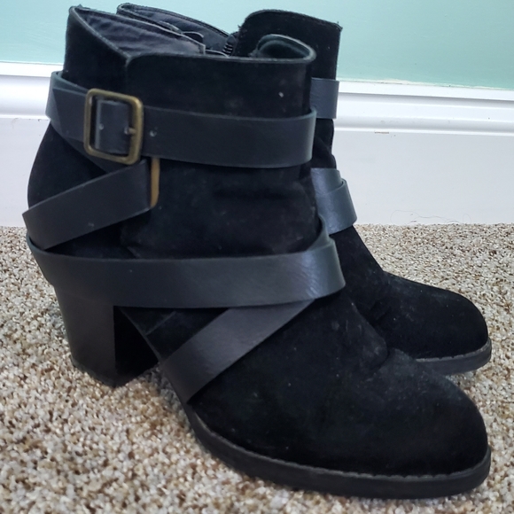 Shoe dazzle booties - Picture 1 of 7